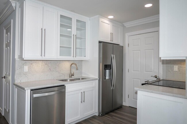 Building Photo - 92 Cassa Loop