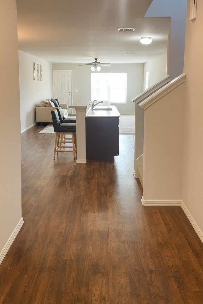 Building Photo - 23307 Dovetail Colony Ct