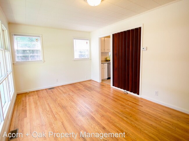 Building Photo - 3 br, 1 bath House - 1605 Bivins St.