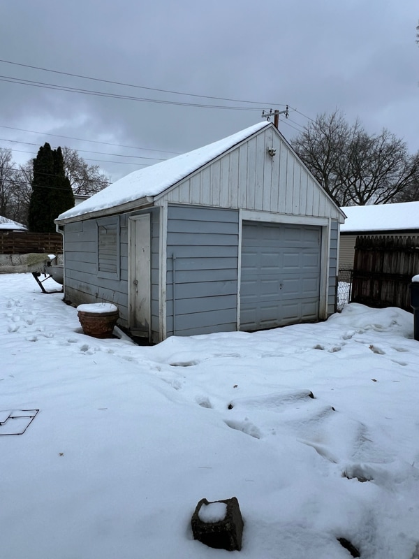 Building Photo - 18712 Brady