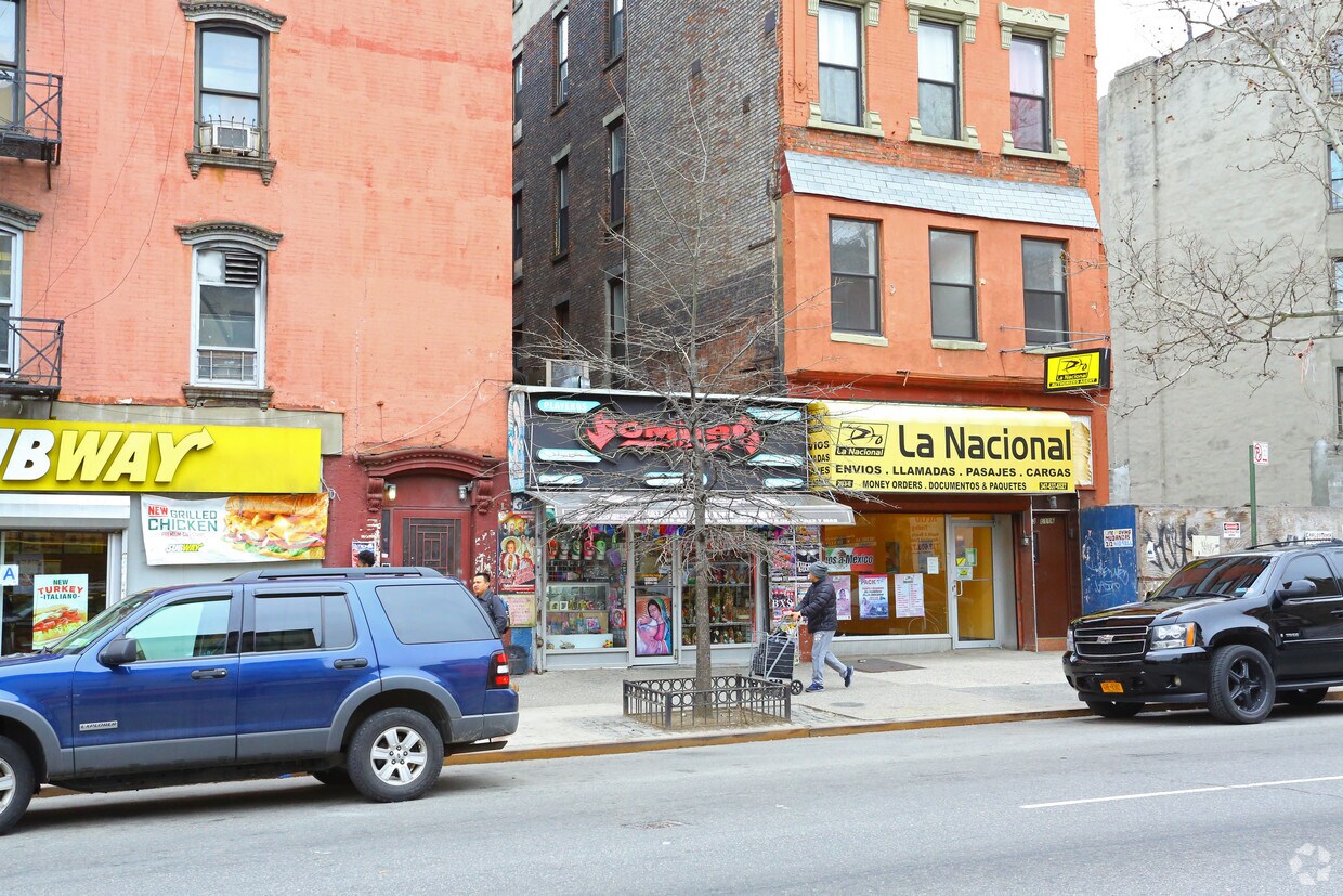 Primary Photo - 201 E 116th St