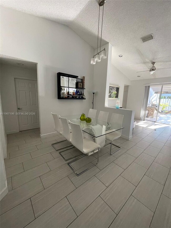 Building Photo - 755 Sand Creek Cir