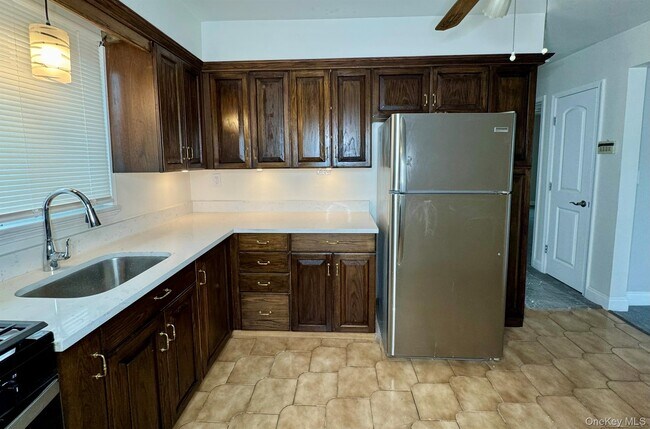 Foto del edificio - 15-14 200th St