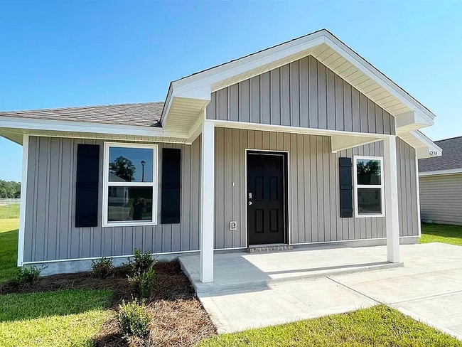 Building Photo - 6461 Firefly Dr