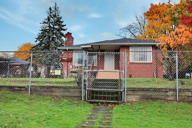 Photo - 7418 48th Ave S House