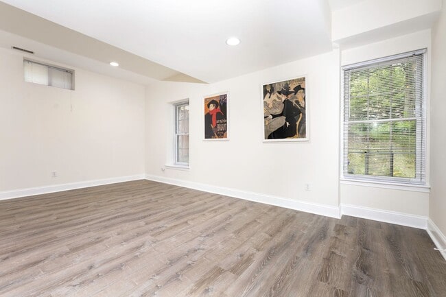 Building Photo - 7715 Mary Cassatt Dr