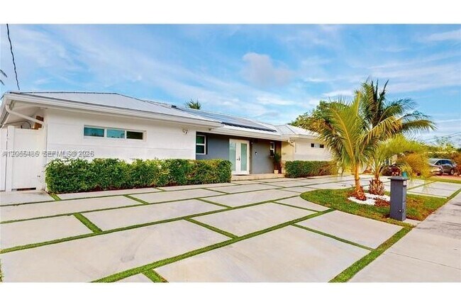 Foto del edificio - 2335 NE 194th St