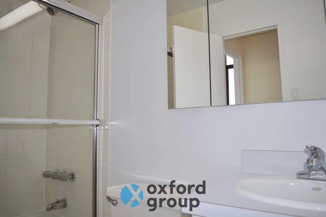 Foto del edificio - 3 bedroom in NEW YORK NY 10002