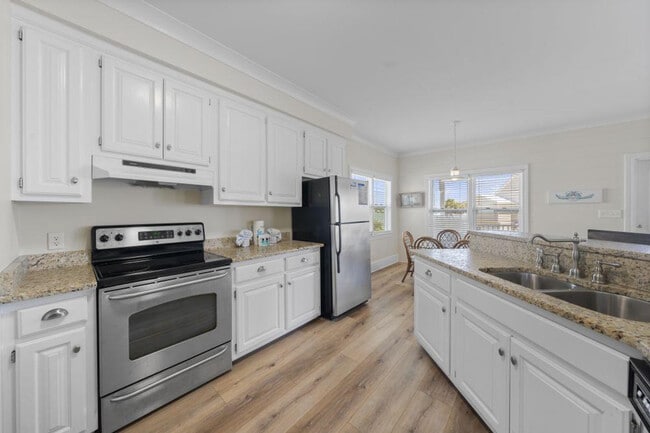 Building Photo - 120 Gulf Ct