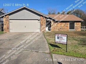 Building Photo - 12007 E 88th Pl N