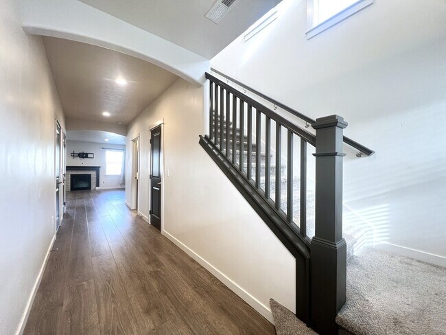 Foto del edificio - 3315 S Cabin Creek Way