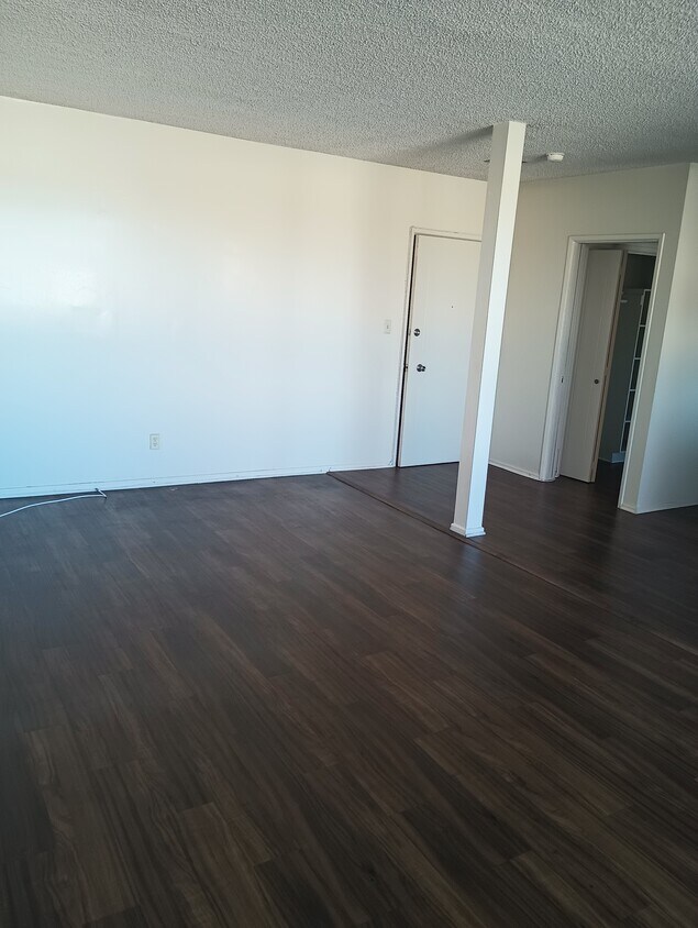 Foto principal - 629 E Queen St