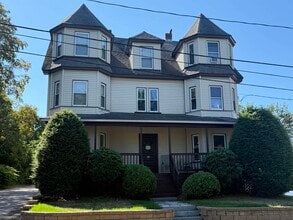 Building Photo - 48 South Ave