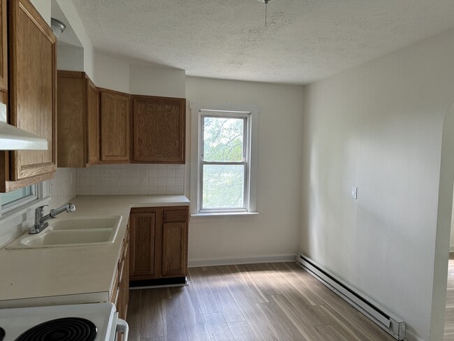 Building Photo - 71 Powers Rockwell Ln