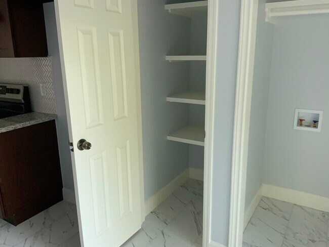 Pantry - 9302 Tooley Dr