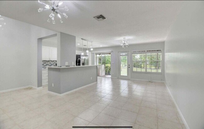 Foto del edificio - 5286 Sapphire Valley