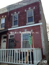 Building Photo - 4740 Paschall Ave