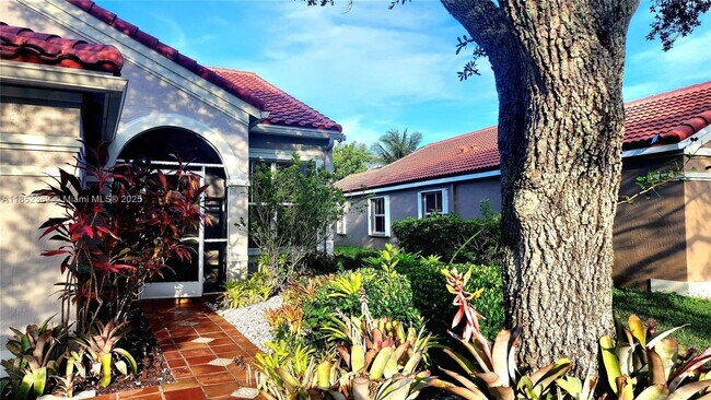 Foto del edificio - 772 Sand Creek Cir
