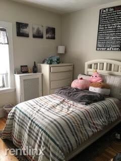 Foto del edificio - 45 Westland Ave