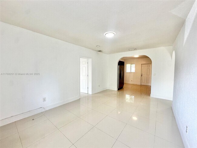 Building Photo - 1497 NE 118th Terrace