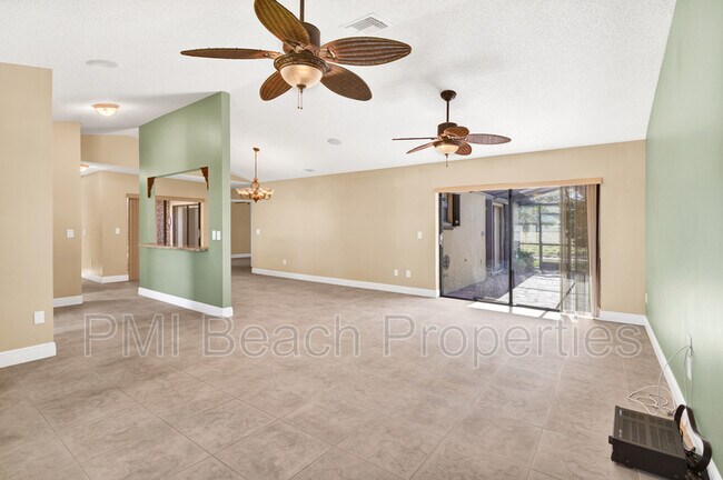 Building Photo - 9088 SW 22nd St