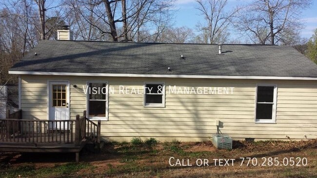 Foto del edificio - 218 Poplar Point Dr