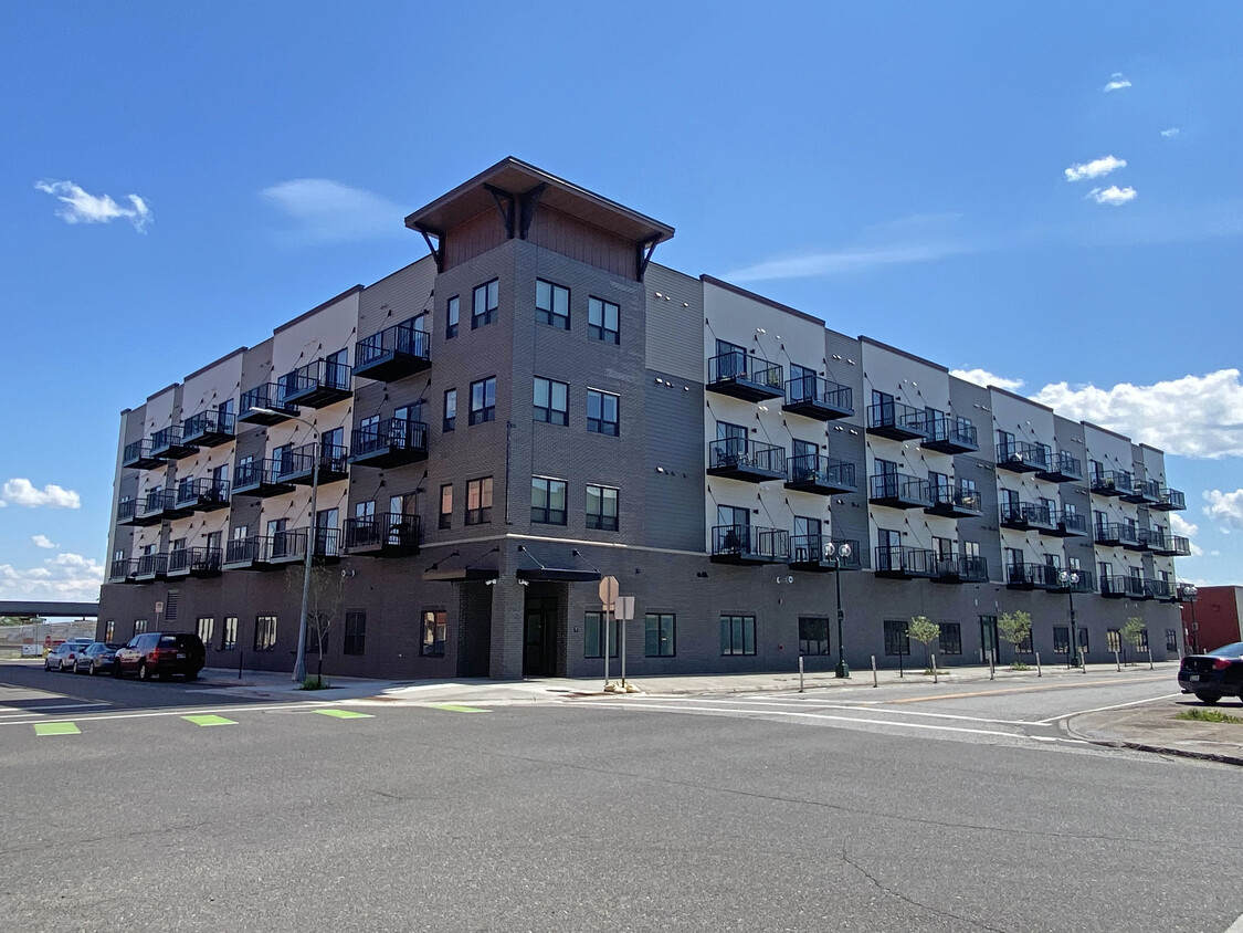 Lincoln Park Flats | Duluth MN - Lincoln Park Flats