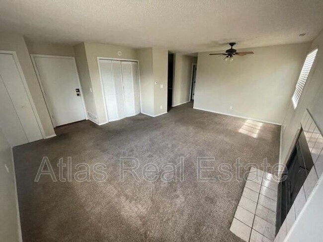 Building Photo - 1835 Zebulon Dr