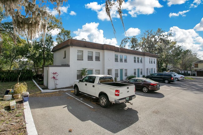 Building Photo - The Garden Apartments