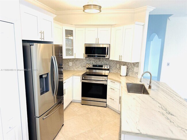 Foto del edificio - 16927 SW 34th St