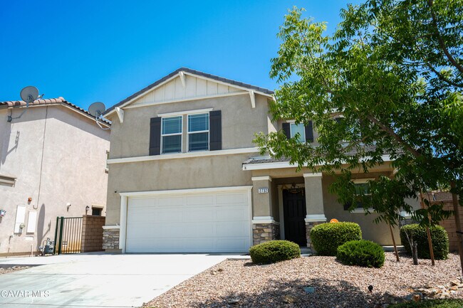 Foto del edificio - 2732 Hemlock Rd