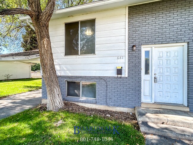 Foto del edificio - 661/663 N 980 W