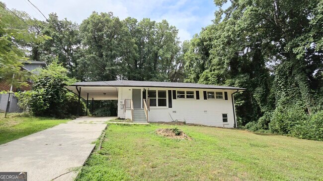 Foto del edificio - 755 Fallview Dr