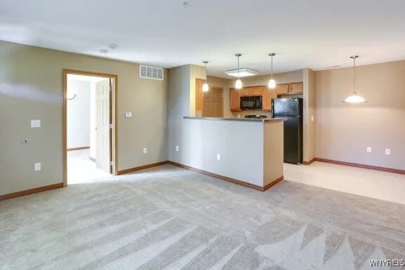 Building Photo - 2724 Deer Lakes Dr