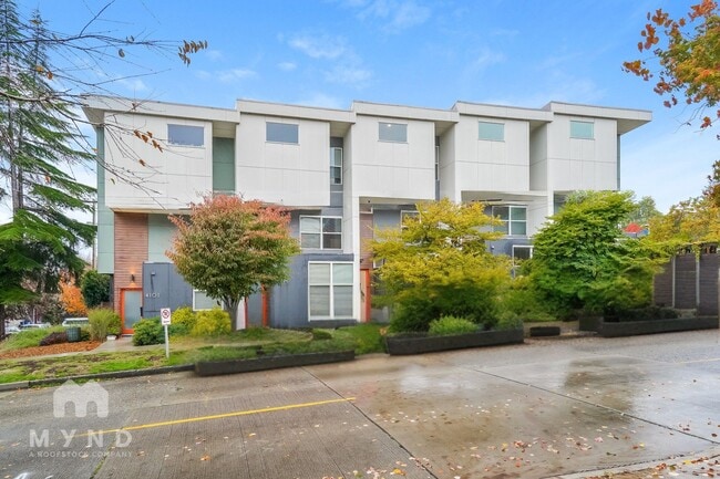 Building Photo - 4105 3rd Ave NW