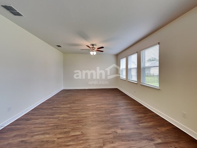 Building Photo - 33942 Thyme Dr