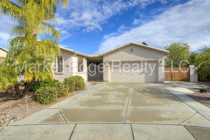 Primary Photo - 3 Bed--Casita and Pool in Sun City!