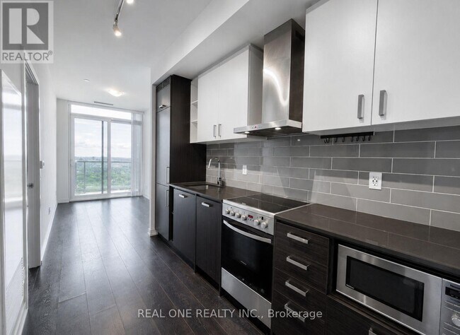 Photo du bâtiment - 125 Redpath Ave
