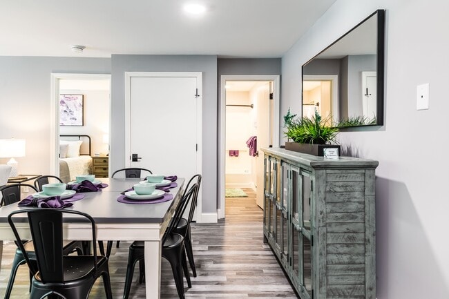 Building Photo - Huntington Exchange Dover