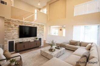 Building Photo - 401 Hermosa Way