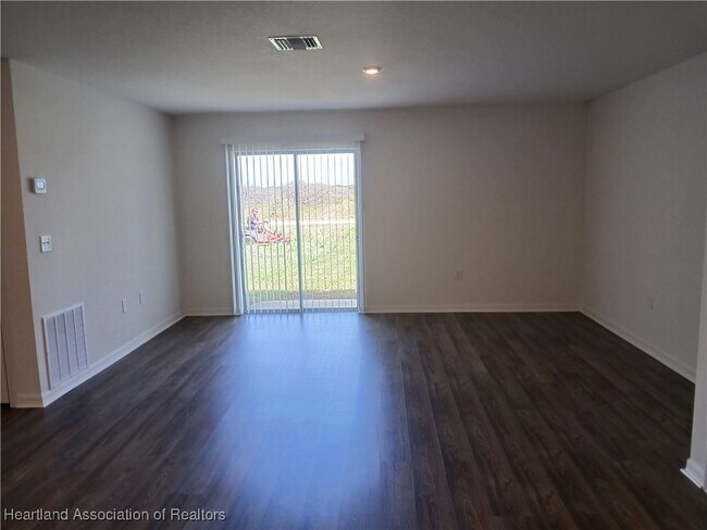 Foto del edificio - 1245 Stone Ridge Cir