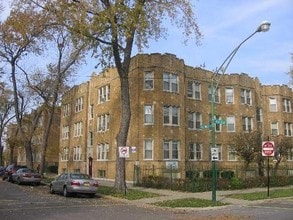 Building Photo - 4546 W George St
