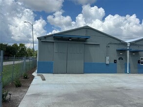 Building Photo - 6936 Lozier St