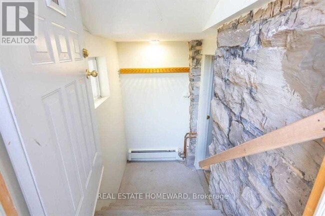Building Photo - 81 Sweetland Ave