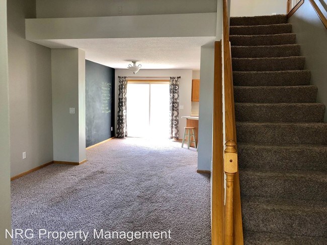 Building Photo - 2 br, 1.5 bath House - 15037 Dunwood Trail