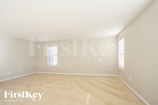 Building Photo - 11138 Guy St