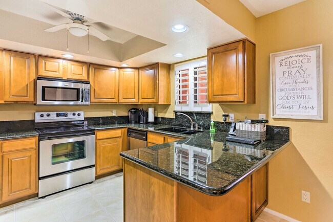 Foto del edificio - 12212 N Paradise Vlg Pkwy S