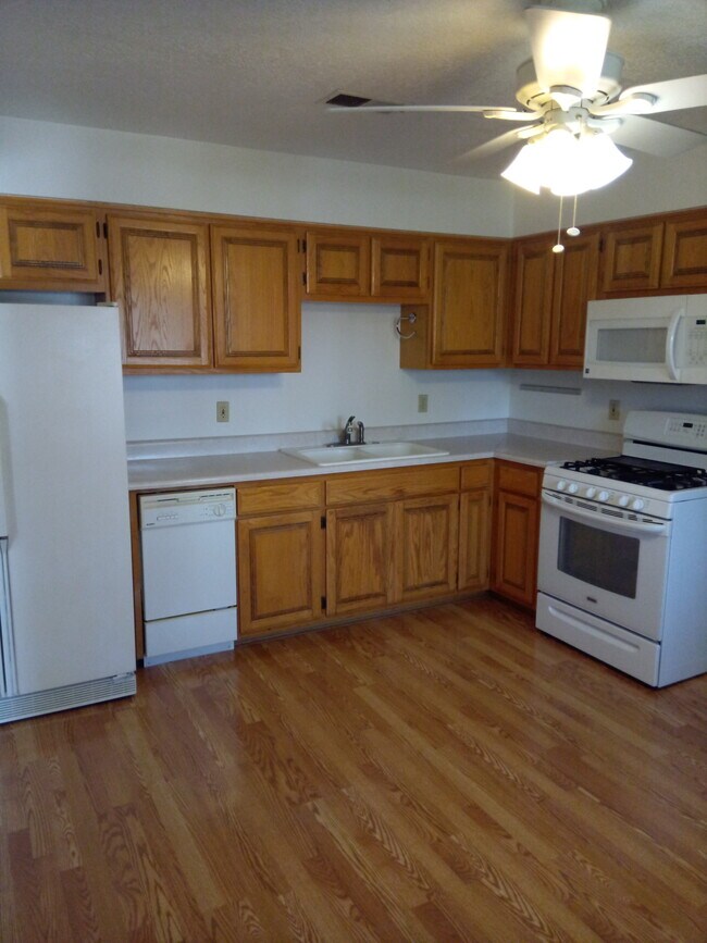 440 Calle Don Demetrio NE Los Lunas, NM 87031 Alquileres en Los Lunas, NM