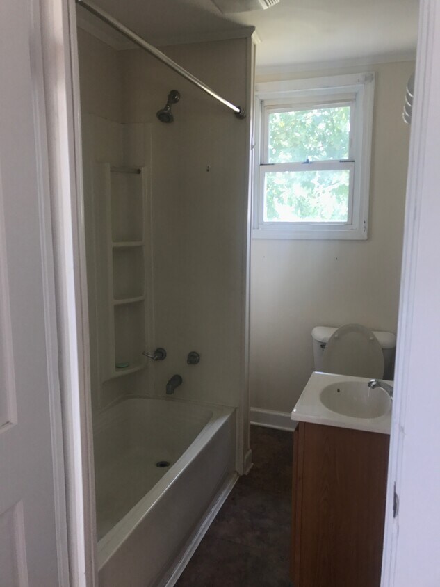 422 W 45th St, Shadyside, OH 43947 House Rental in Shadyside, OH