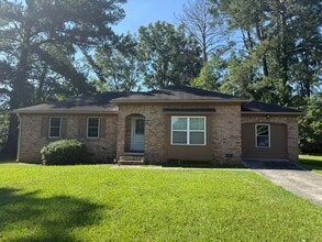 Building Photo - 2112 Chandler Ave